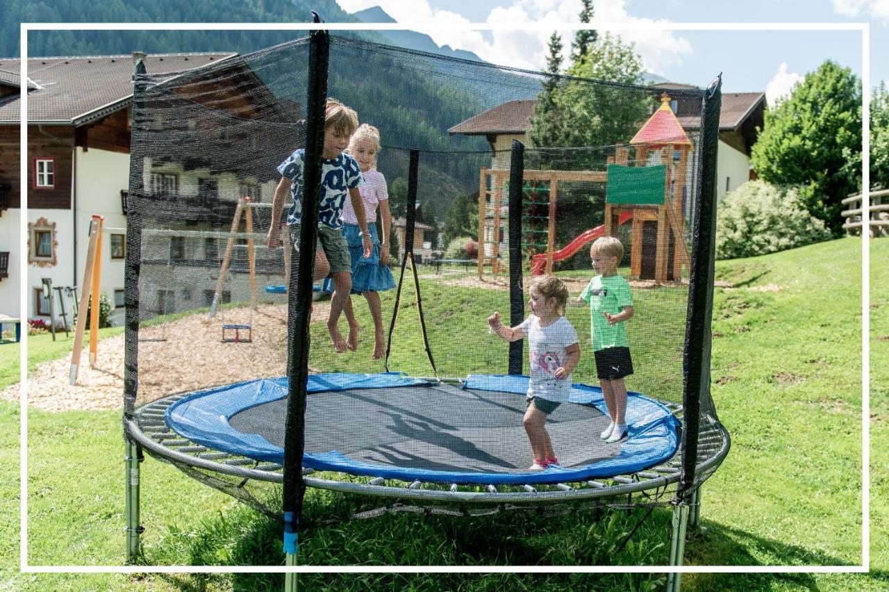 Gaeste-Appartementhaus - Urlaubsresort Hafele Sankt Jakob in Defereggen Dış mekan fotoğraf